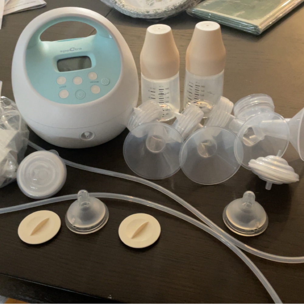 Spectra Baby Breast Pump Set with Accessories